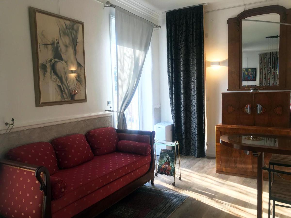Chambres D'Hotes Vue Sur La Muraille De Sens Bagian luar foto